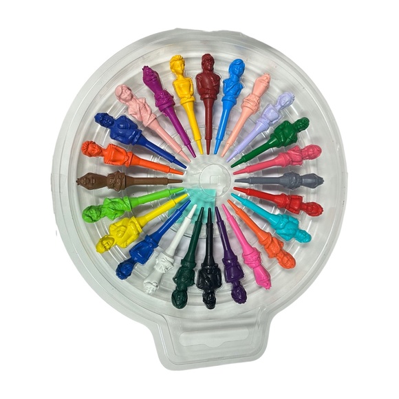 Disney Parks Set of 24 Character Figurine Crayons - Frozen - Picture 2 of 2